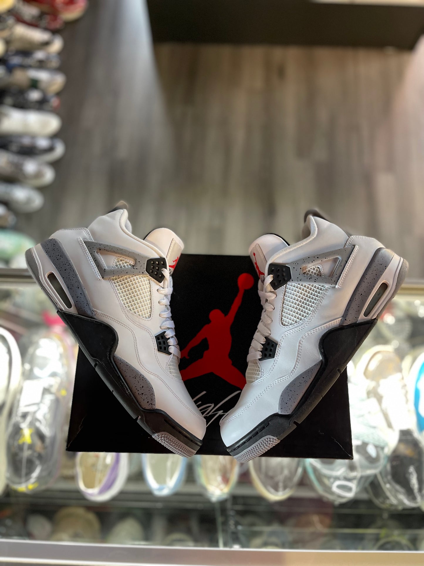 2012 Air Jordan Retro 4 "White Cement"