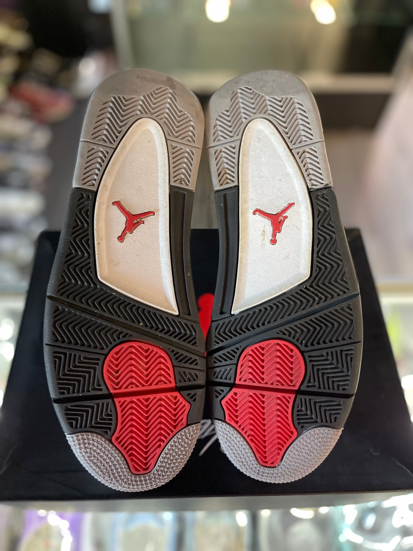 2012 Air Jordan Retro 4 "White Cement"