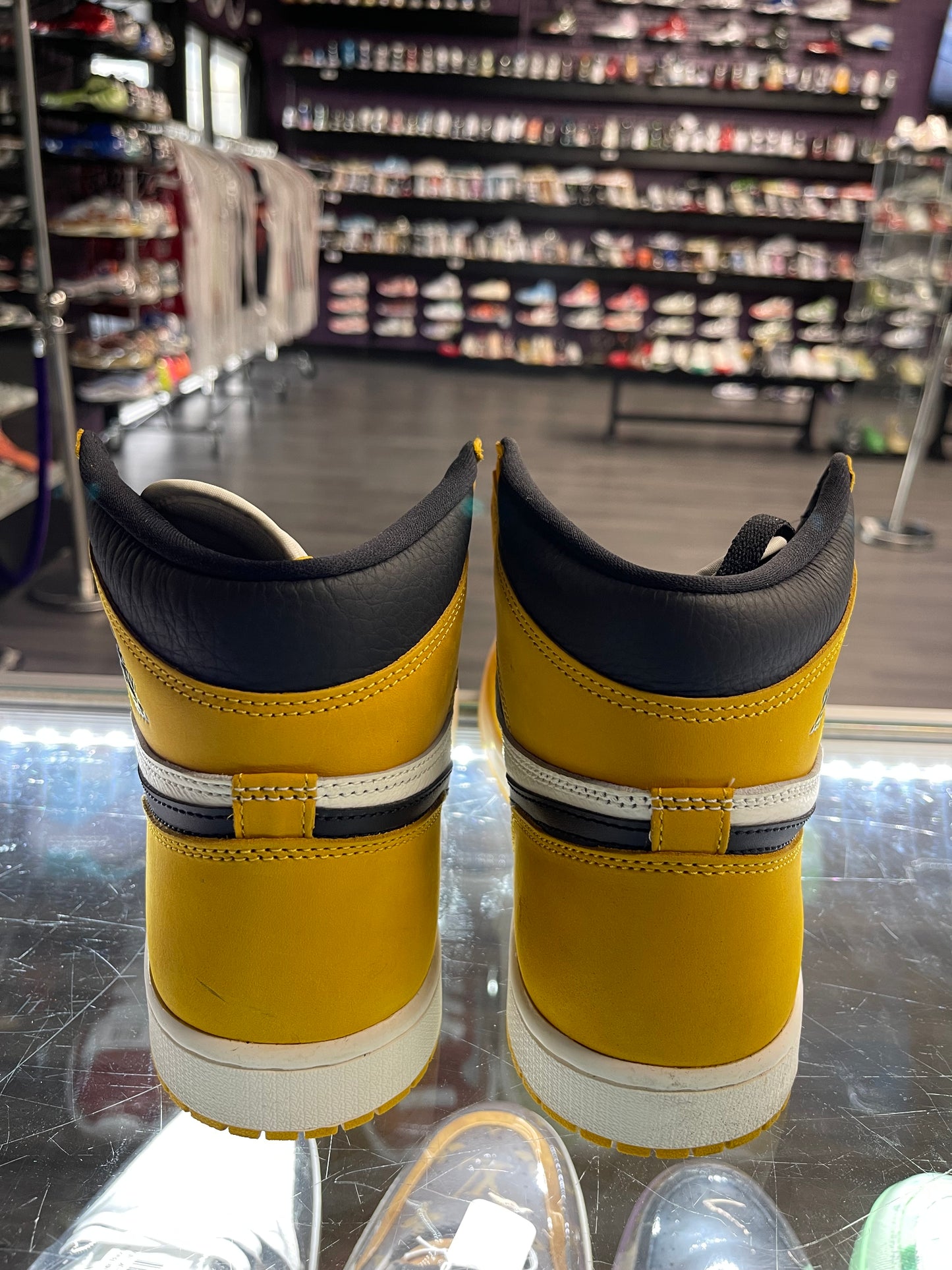 2024 Air Jordan Retro 1 High OG "Yellow Ochre"
