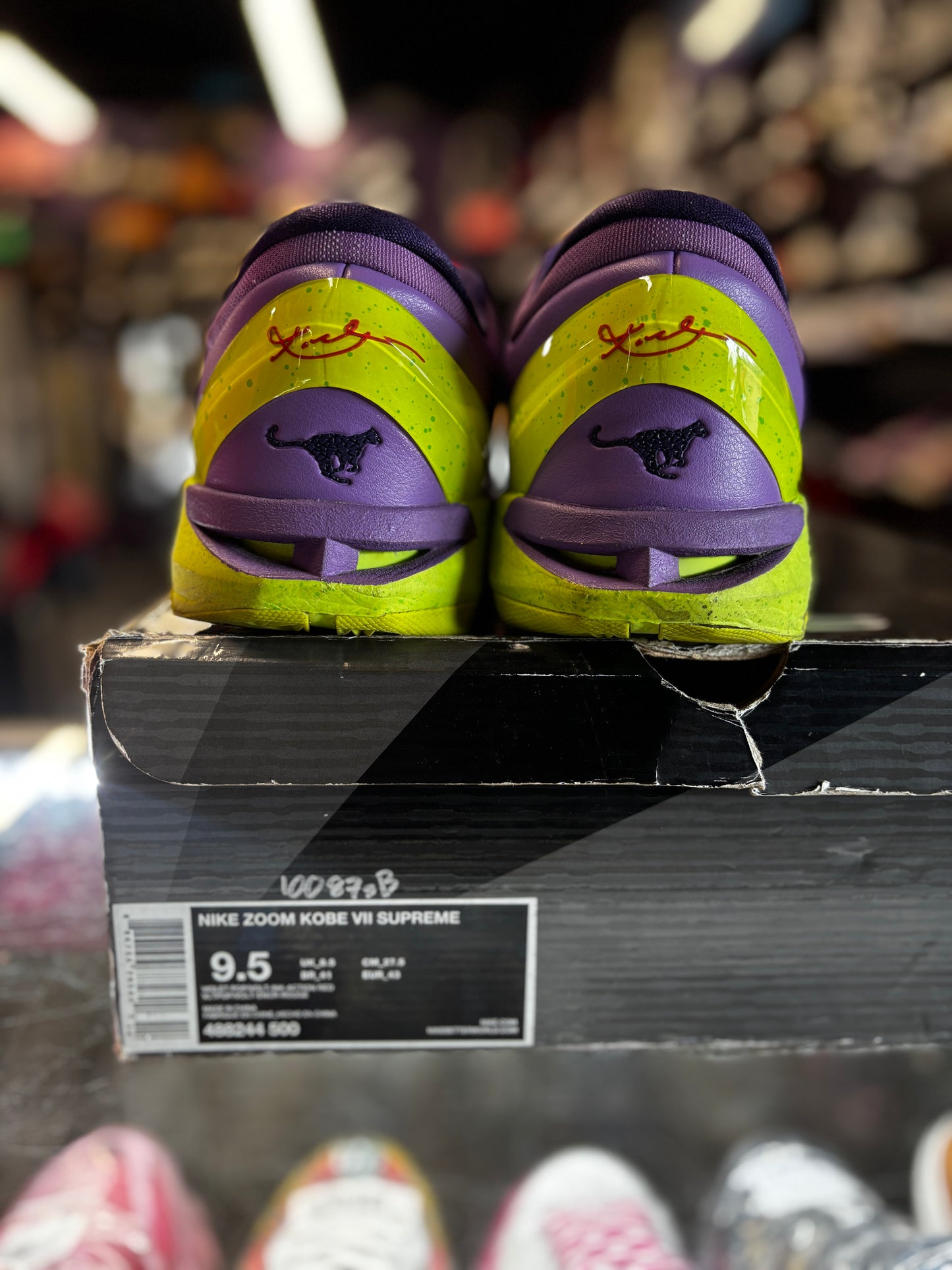 2011 Nike Zoom Kobe 7 Supreme "Christmas"