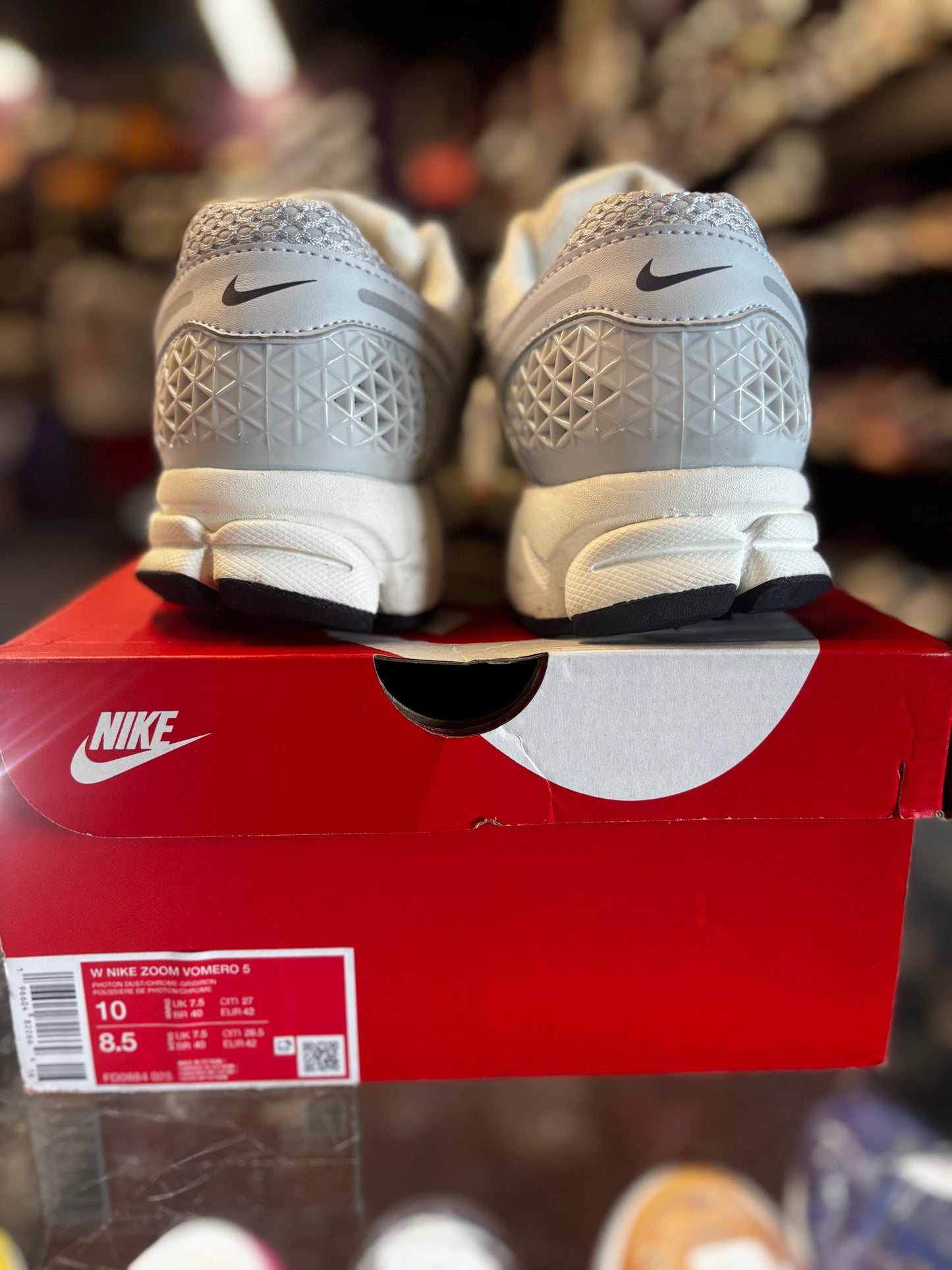 2023 Nike Zoom Vomero 5 "Photon Dust Metallic Silver"(W)