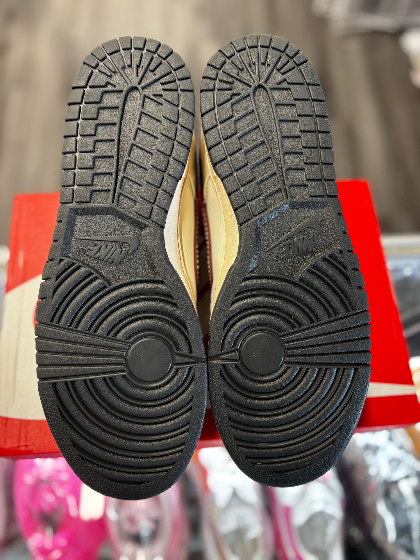 2025 Nike Dunk Low "Dark Pony Soft Pearl"