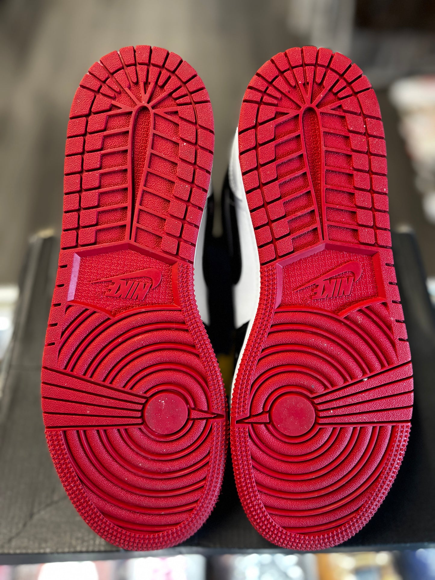 2023 Air Jordan Mid 1 "Gym Red Black Toe" (GS)