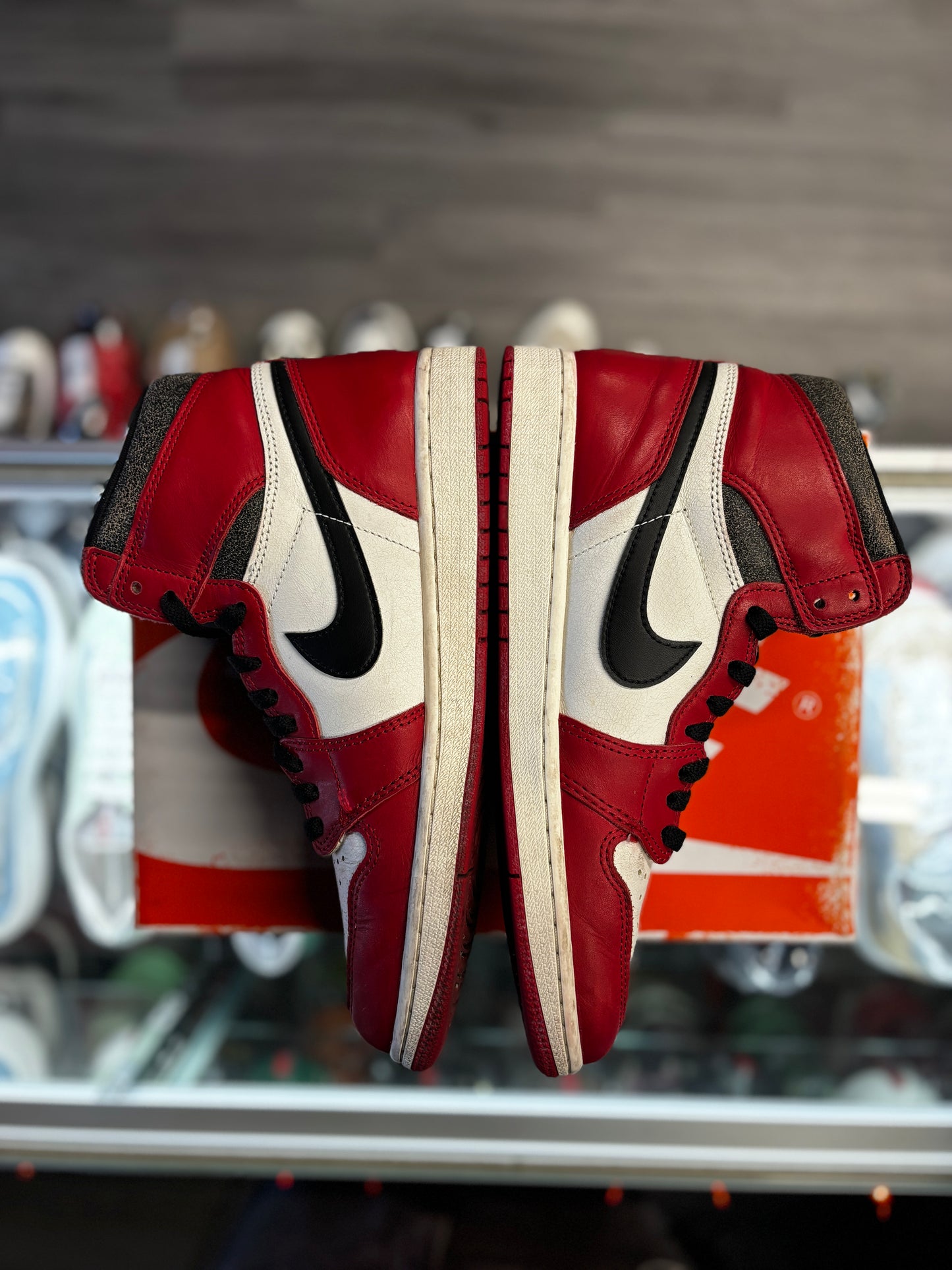 2022 Air Jordan Retro 1 High OG "Lost & Found"