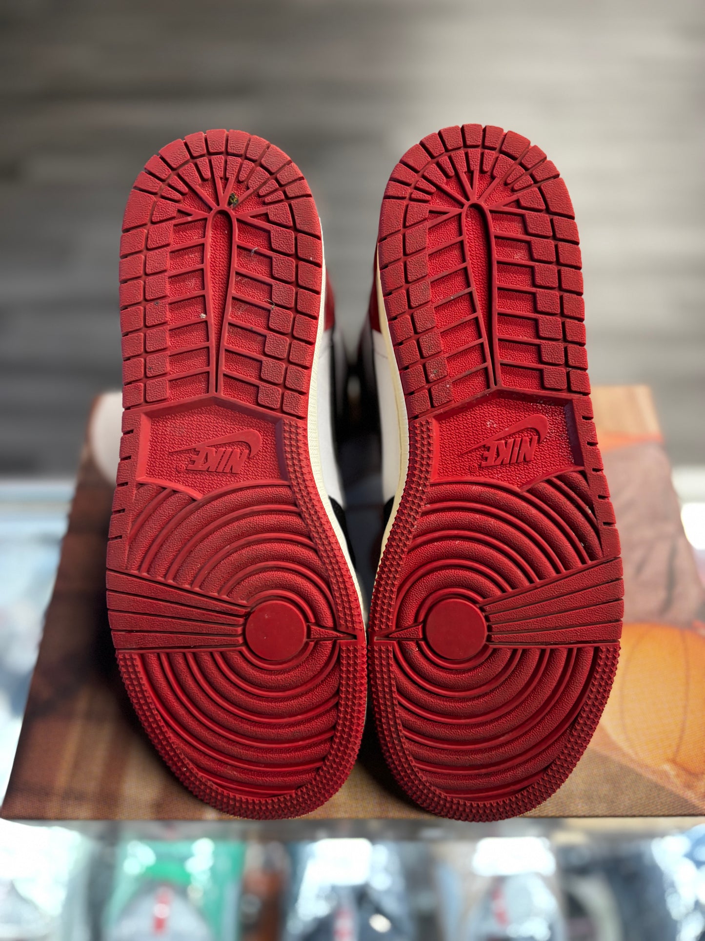 2025 Air Jordan Retro 1 High OG "Black Toe Reimagined" (GS)