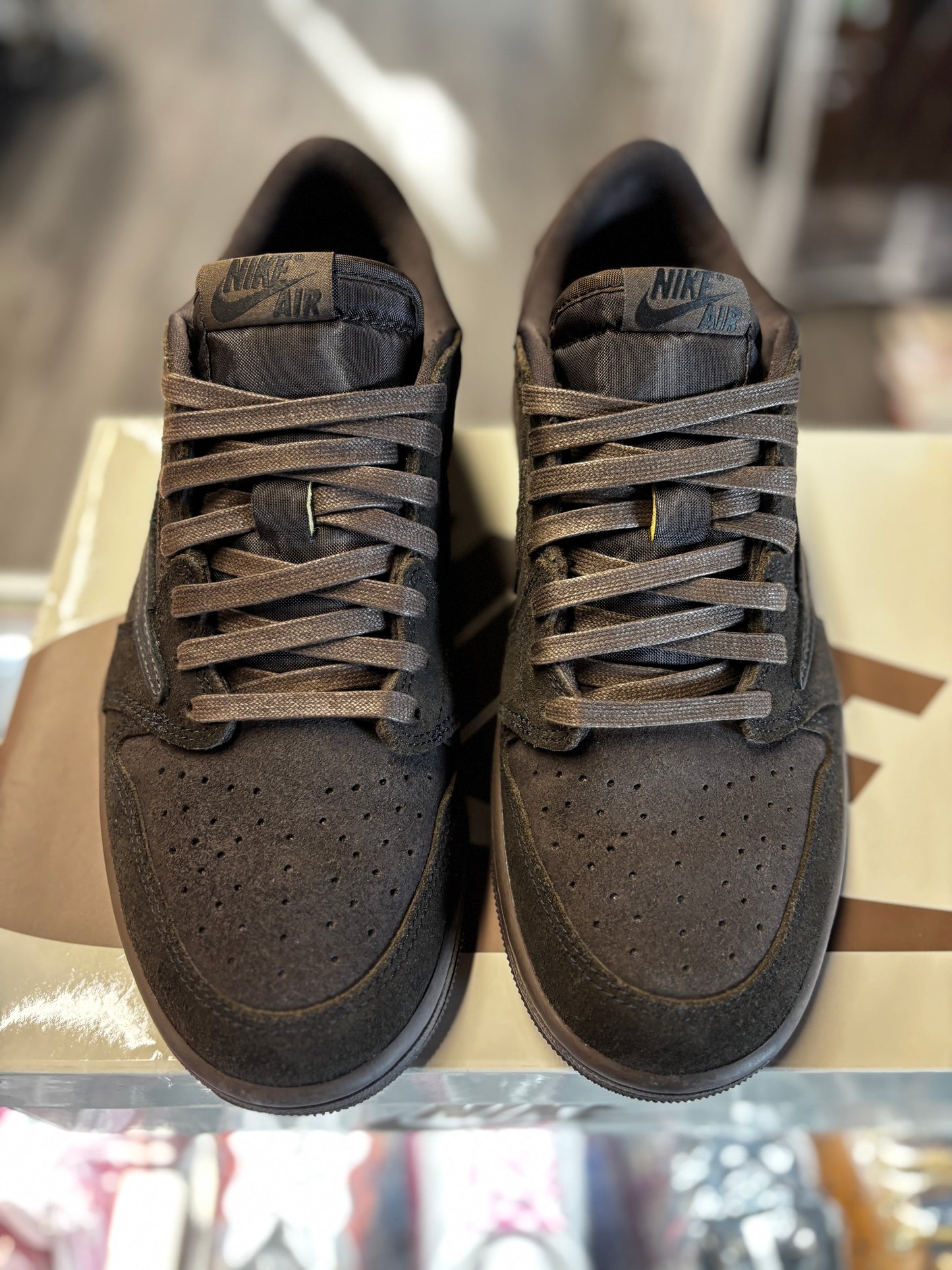 2024 Air Jordan Retro 1 Low "Travis Scott Velvet Brown"