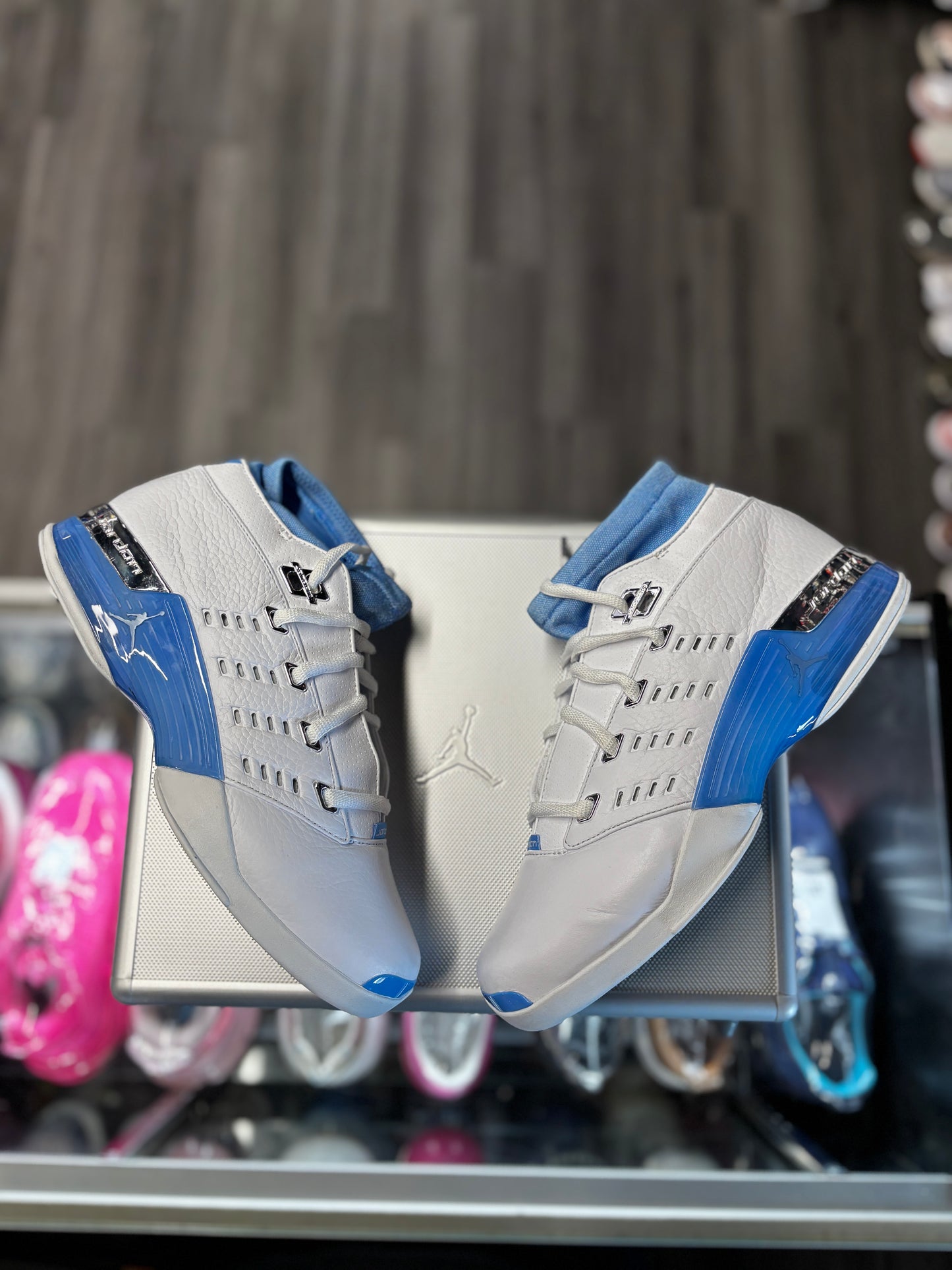 2024 Air Jordan Retro 17 Low "University Blue"