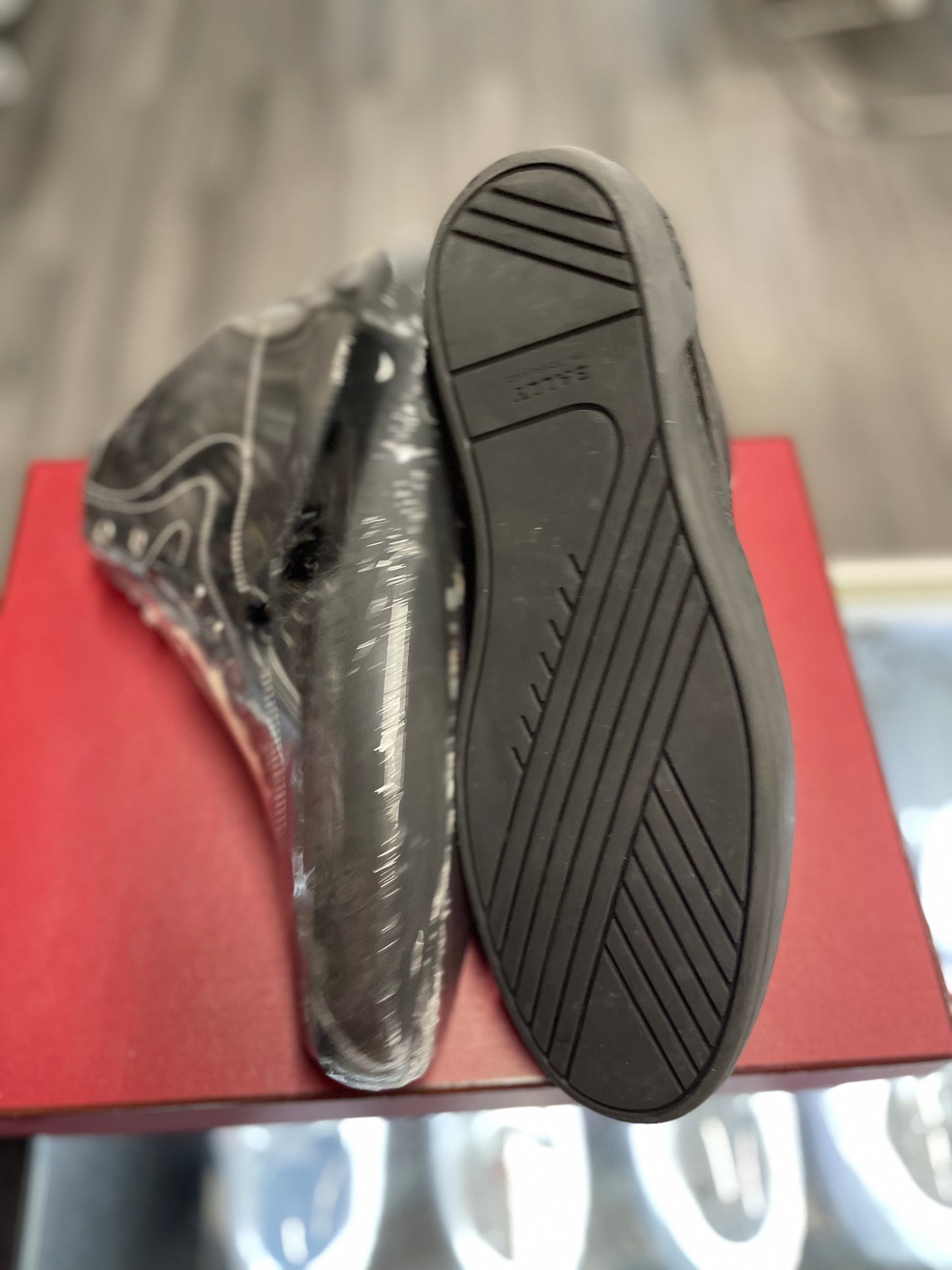 Bally Eroy "Silver/Black Embossed"