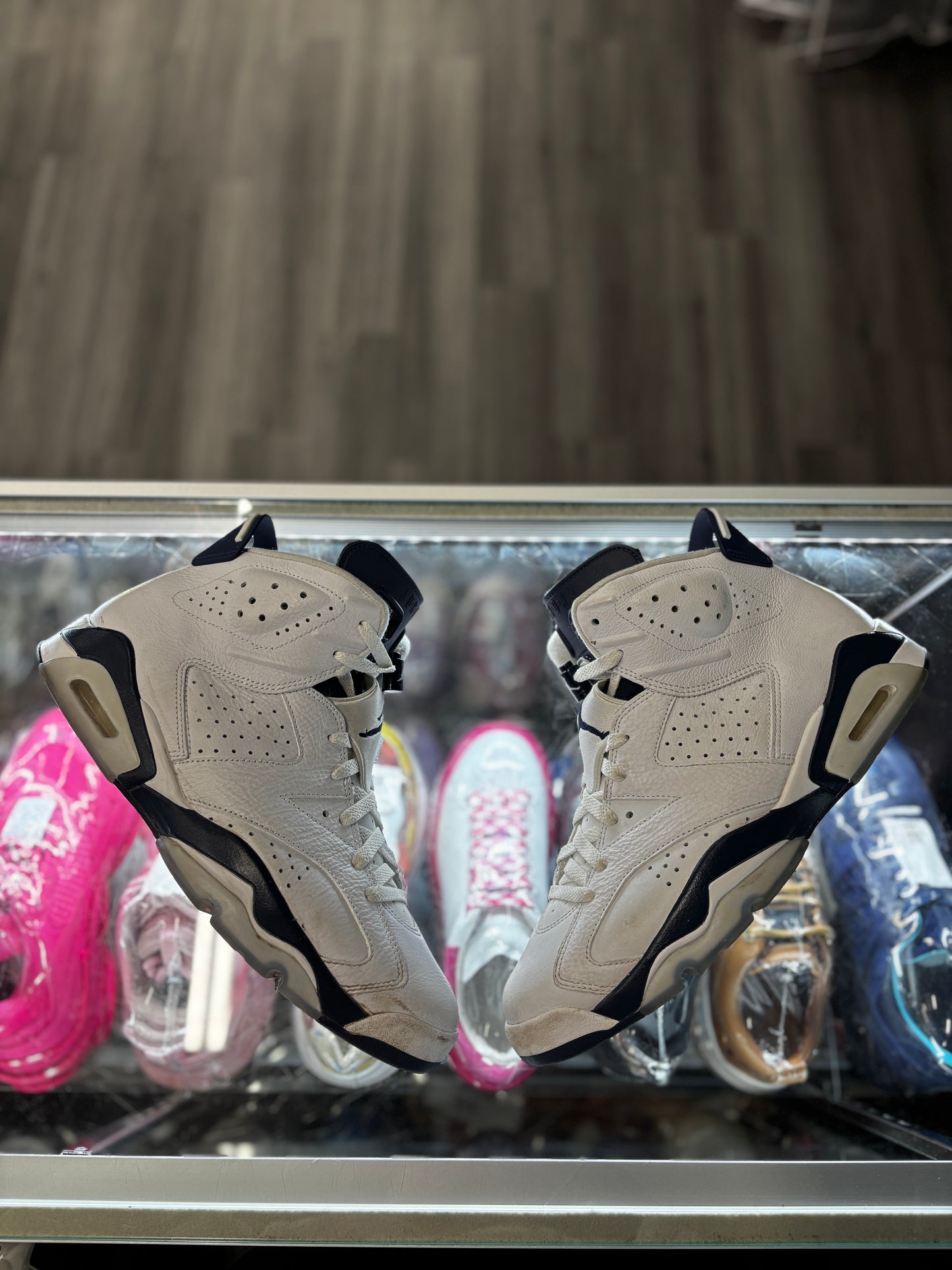 2022 Air Jordan Retro 6 "Midnight Navy"