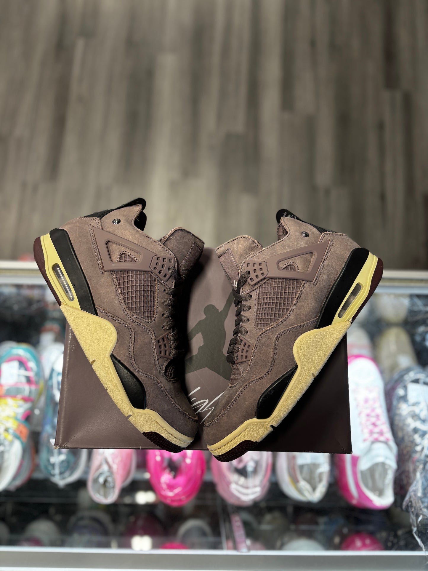 2022 Air Jordan Retro 4 "A Ma Maniére Violet Ore"