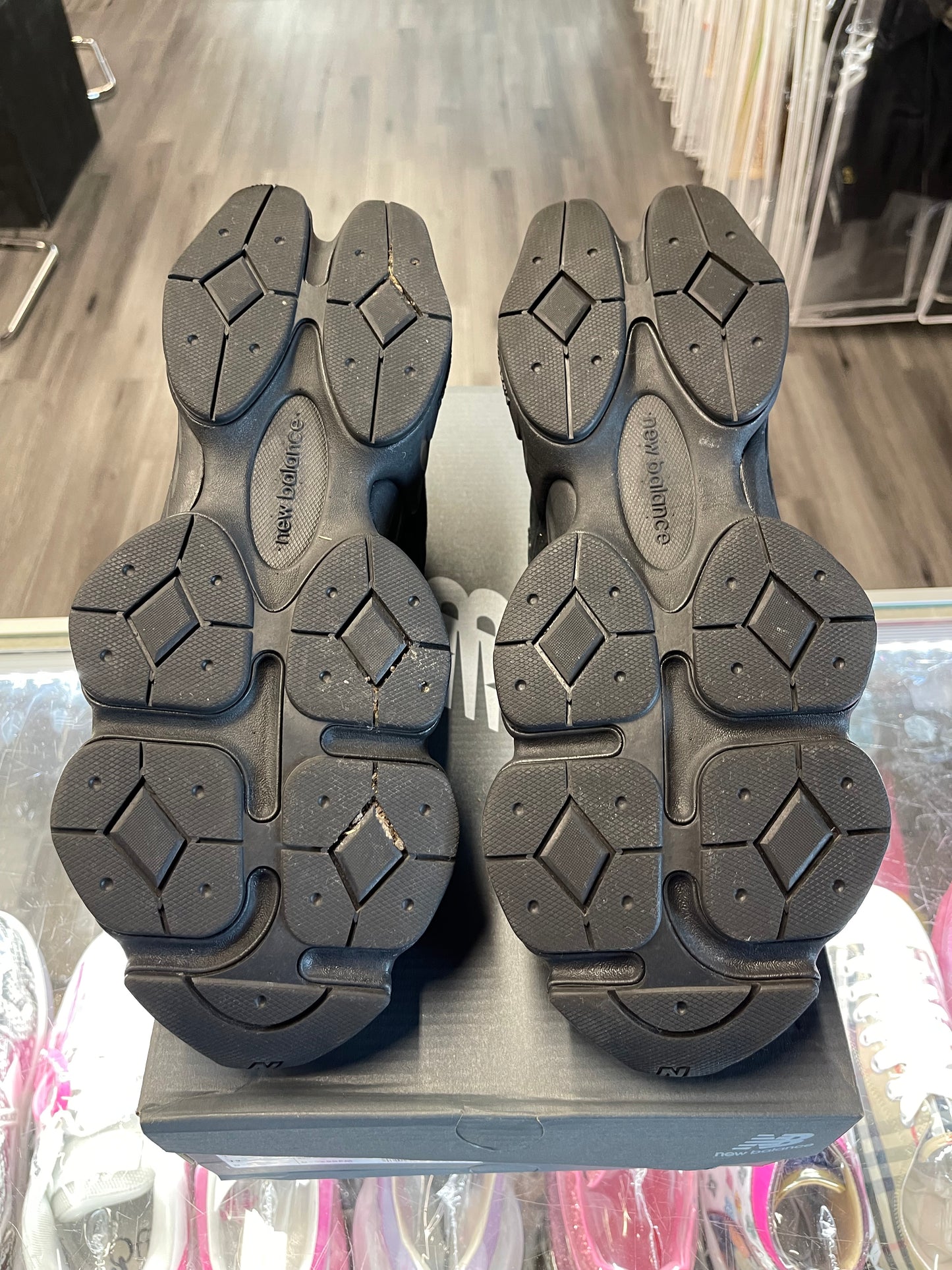 2023 New Balance 9060 "Triple Black"