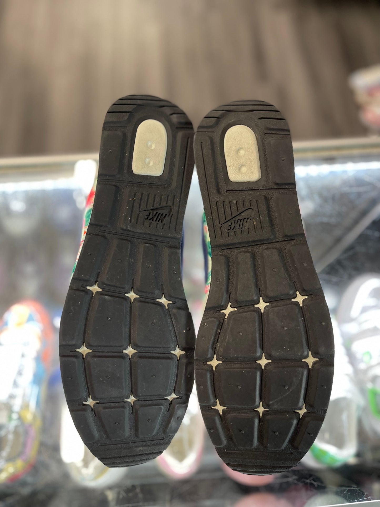 2020 Nike Venture Runner "N7"