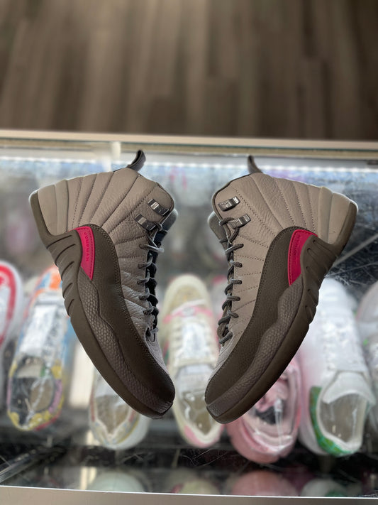 2016 Air Jordan Retro 12 "Wolf Grey Vivid Pink"