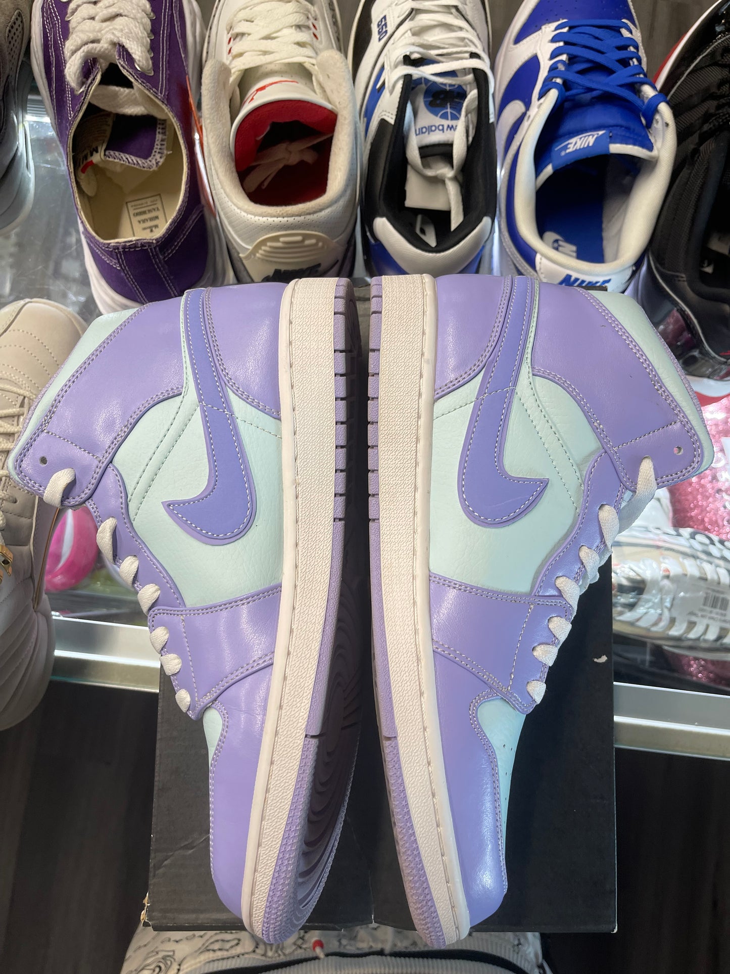 2021 Air Jordan Mid 1 "Purple Pulse"