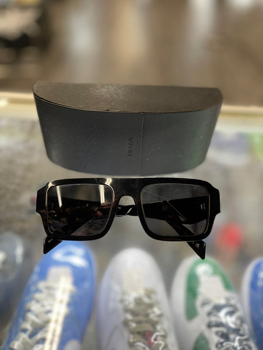 Prada Shades "Black"