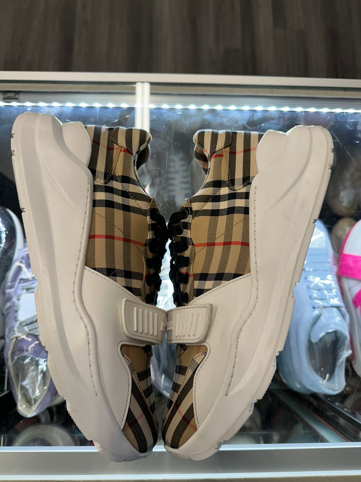 Burberry Ramsey Vintage Check Suede Leather "Archive Beige white"