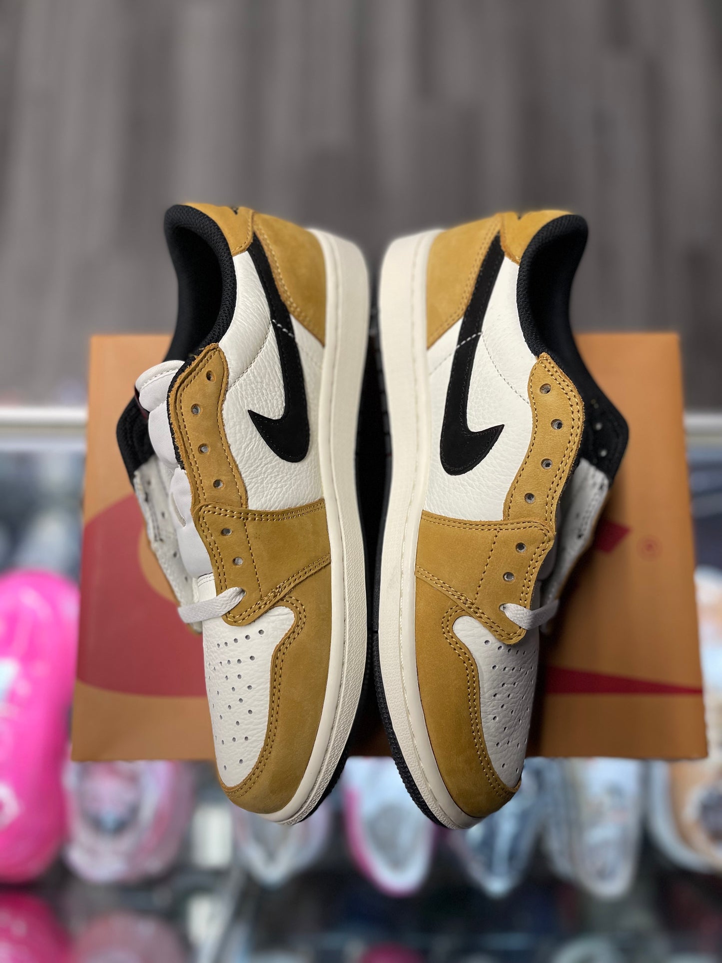 2025 Air Jordan Retro 1 Low OG "Rookie of the Year"