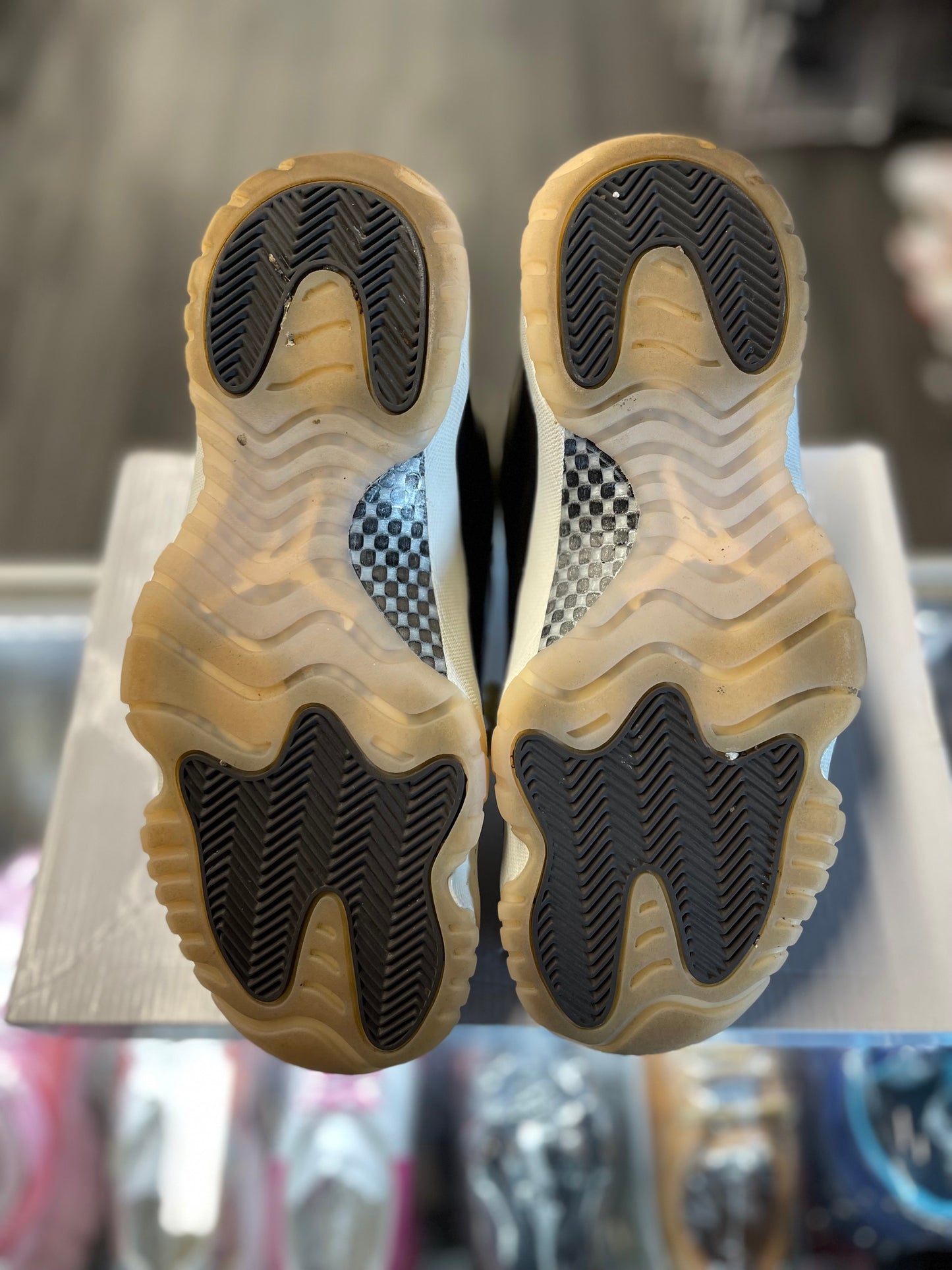 2023 Air Jordan Retro 11 "Neapolitan" (W)