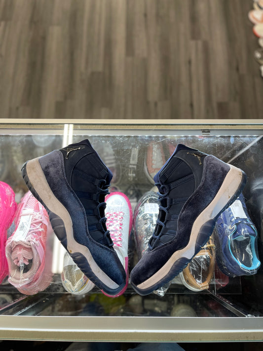 2022 Air Jordan Retro 11 "Midnight Navy" (W)