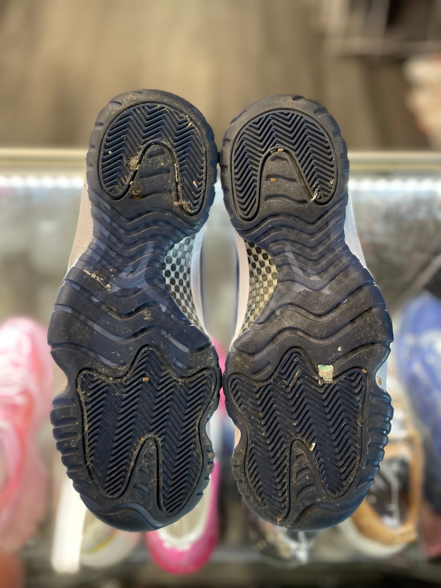 2022 Air Jordan Retro 11 "Midnight Navy" (W)