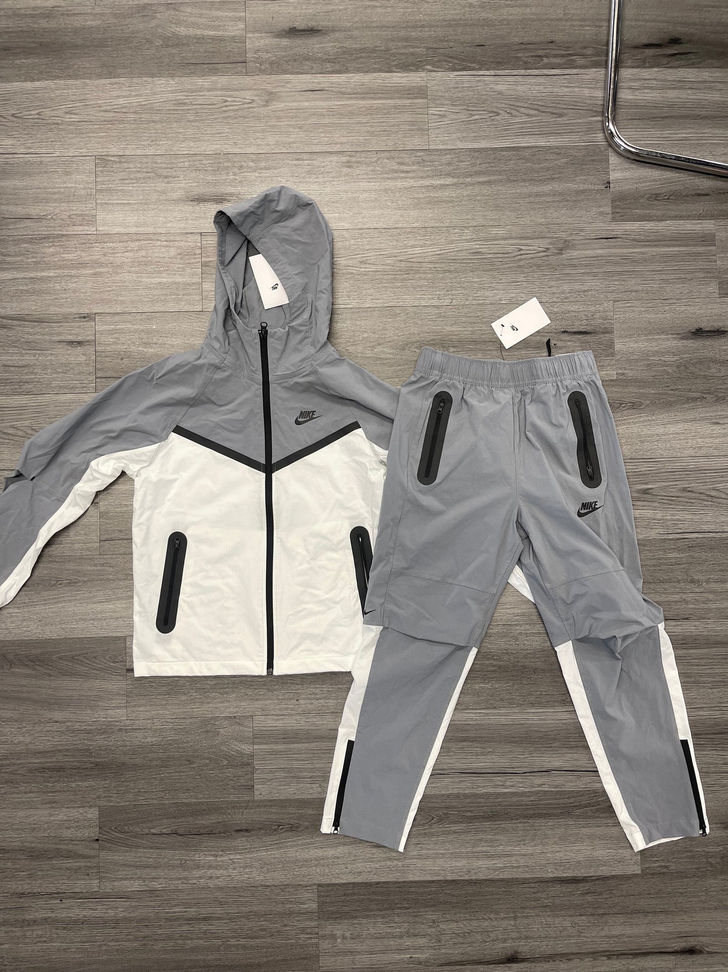 Nike Tech Set Kids Woven "White/Grey"
