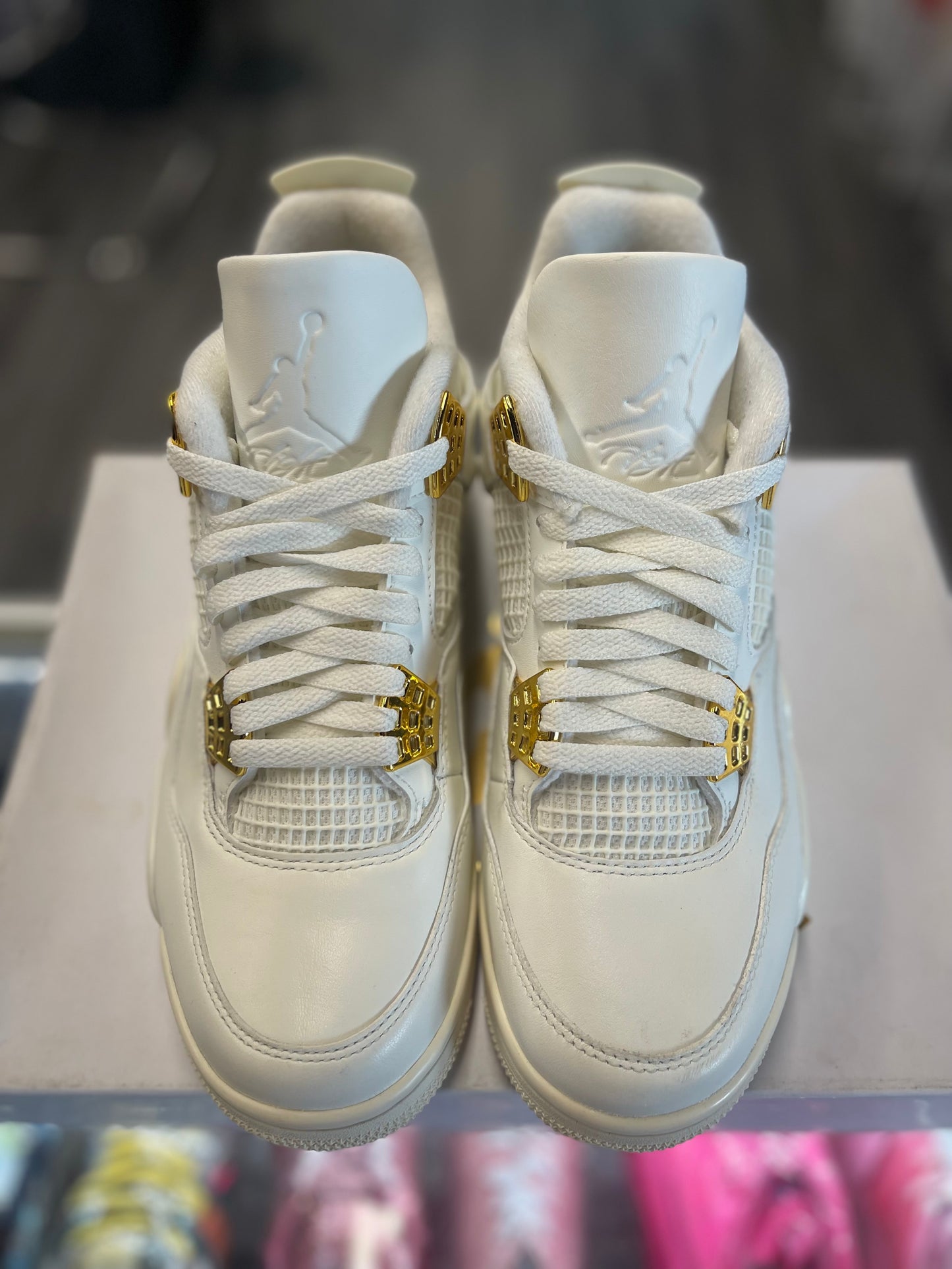 2024 Air Jordan Retro 4 "Metallic Gold" (W)
