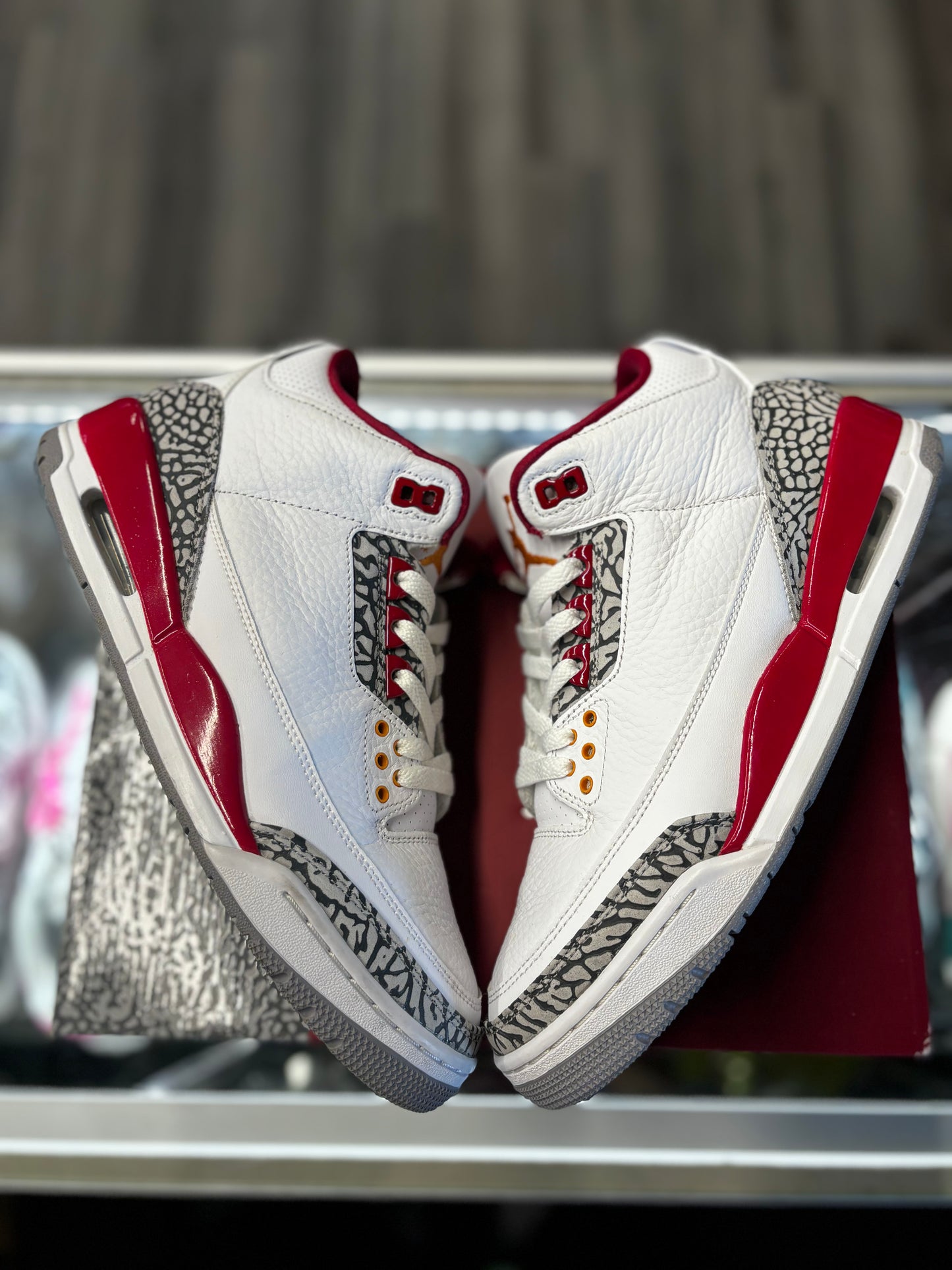 2022 Air Jordan Retro  3 "Cardinal Red"