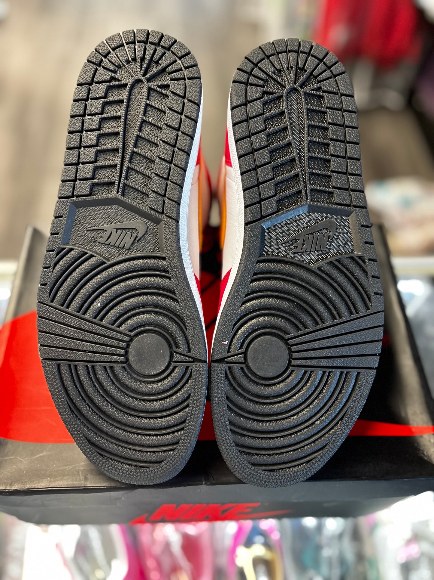 2021 Air Jordan Retro 1 High "Fusion Red"