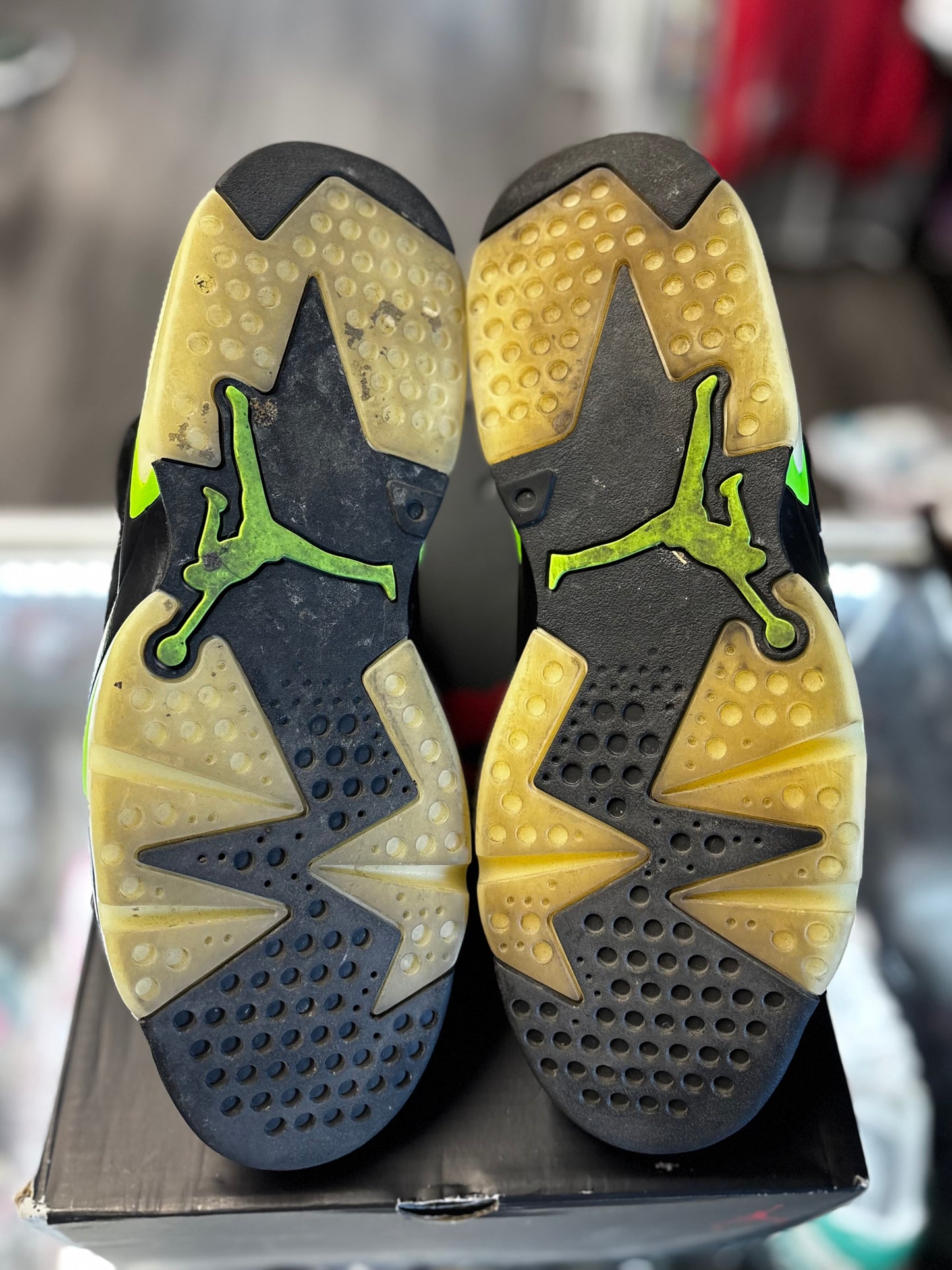 2021 Air Jordan Retro 6 "Electric Green"
