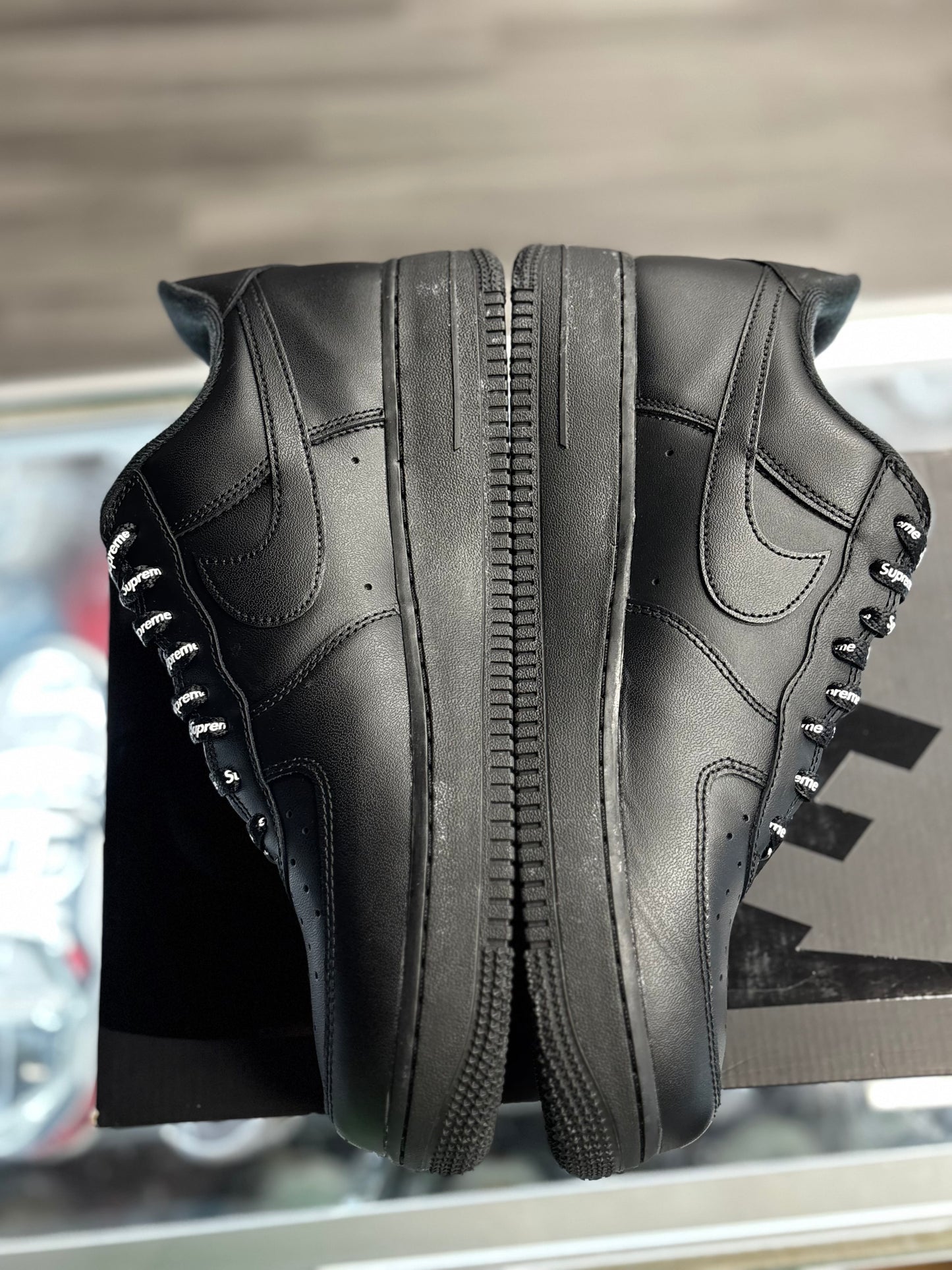 2020 Nike Air Force 1 Low "Supreme Black"