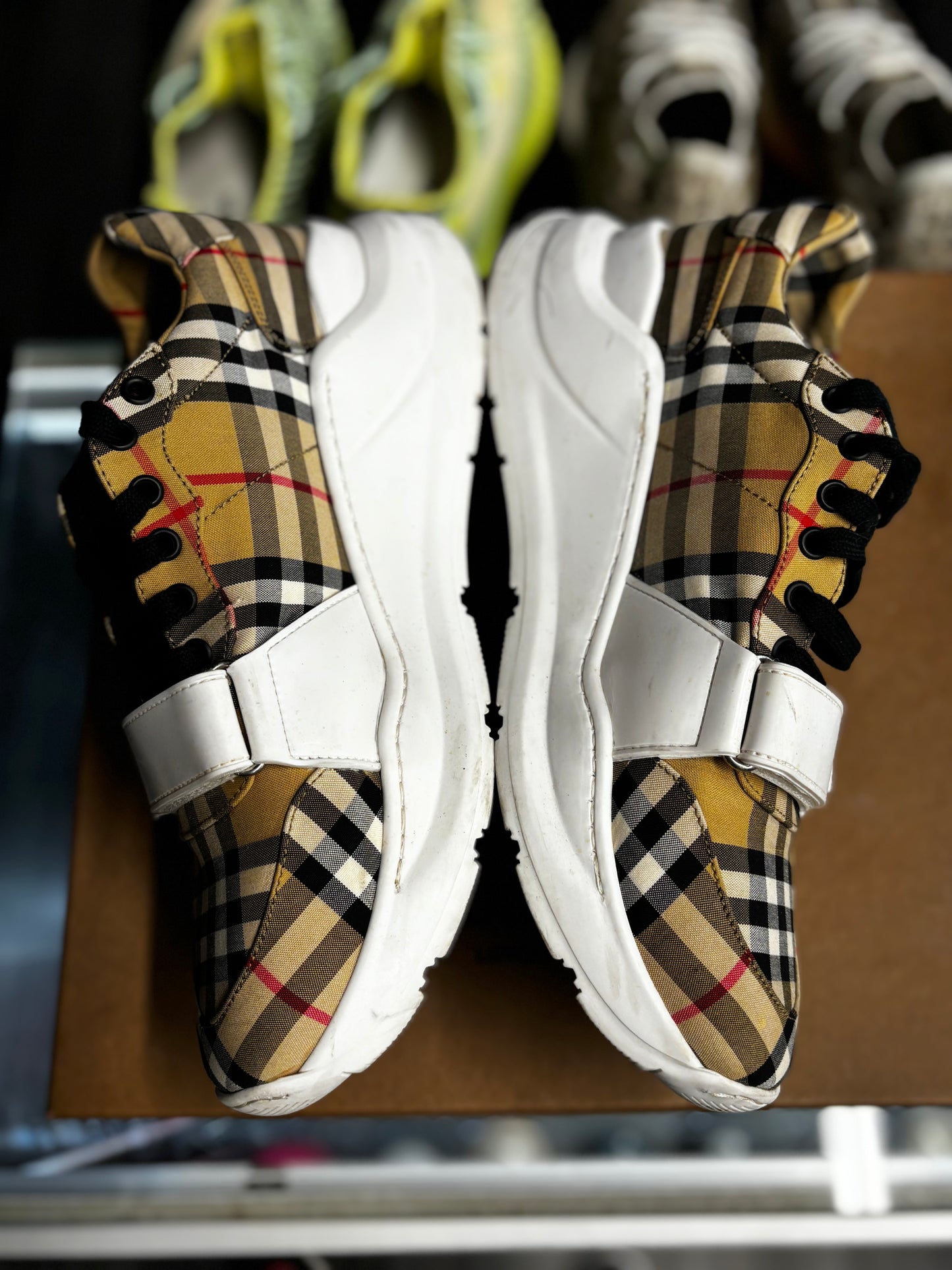 Burberry Archive Strap "Beige"