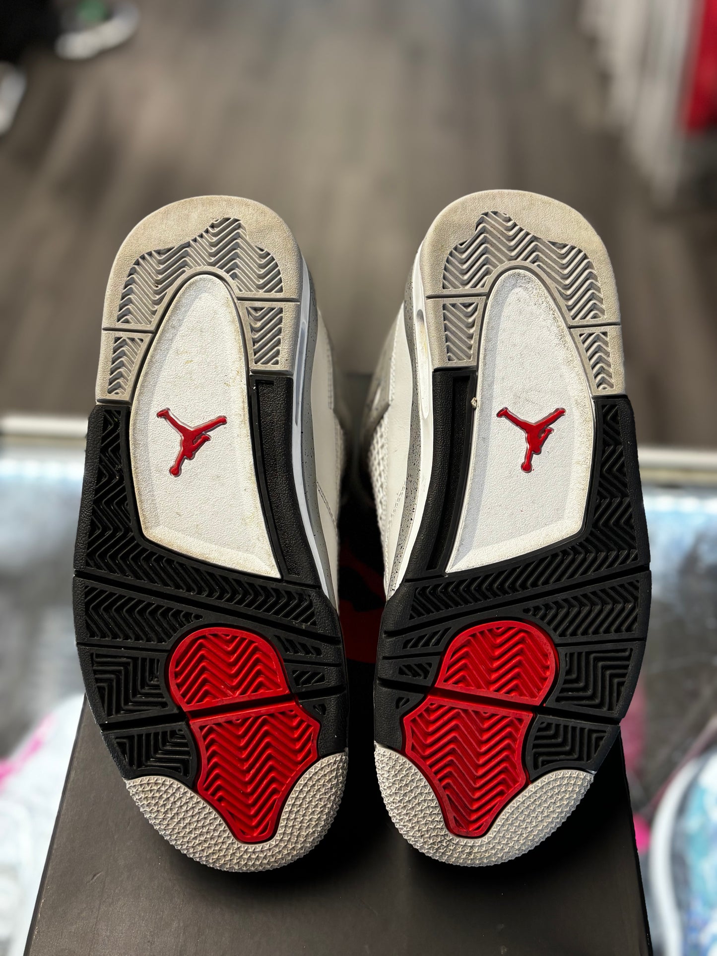 2025 Air Jordan Retro 4 "White Cement" (GS)